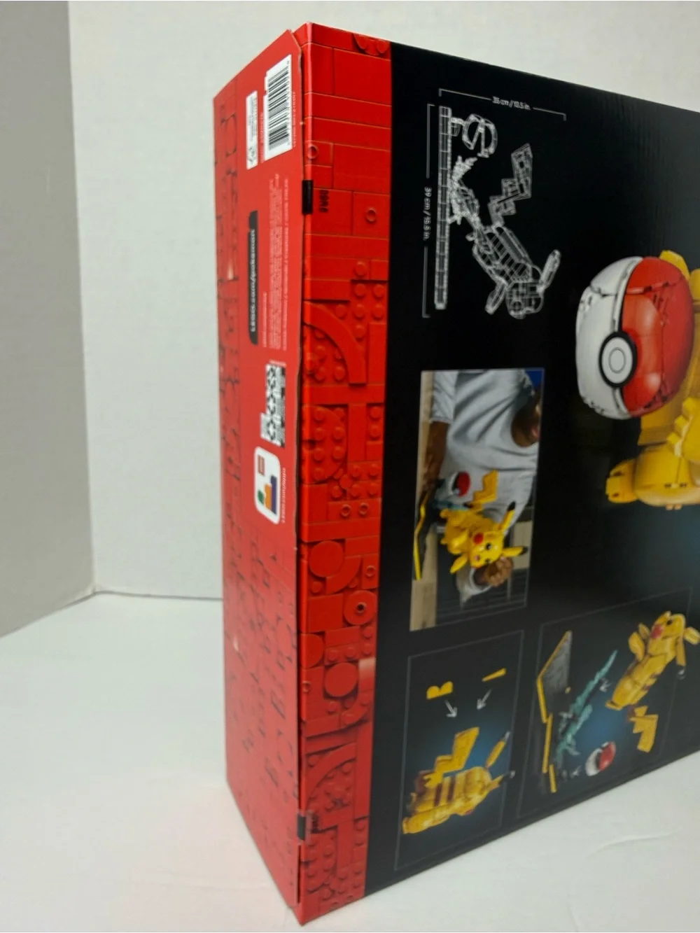 Lego Pikachu and Poké Ball Set - Yellow, Red, Black, White